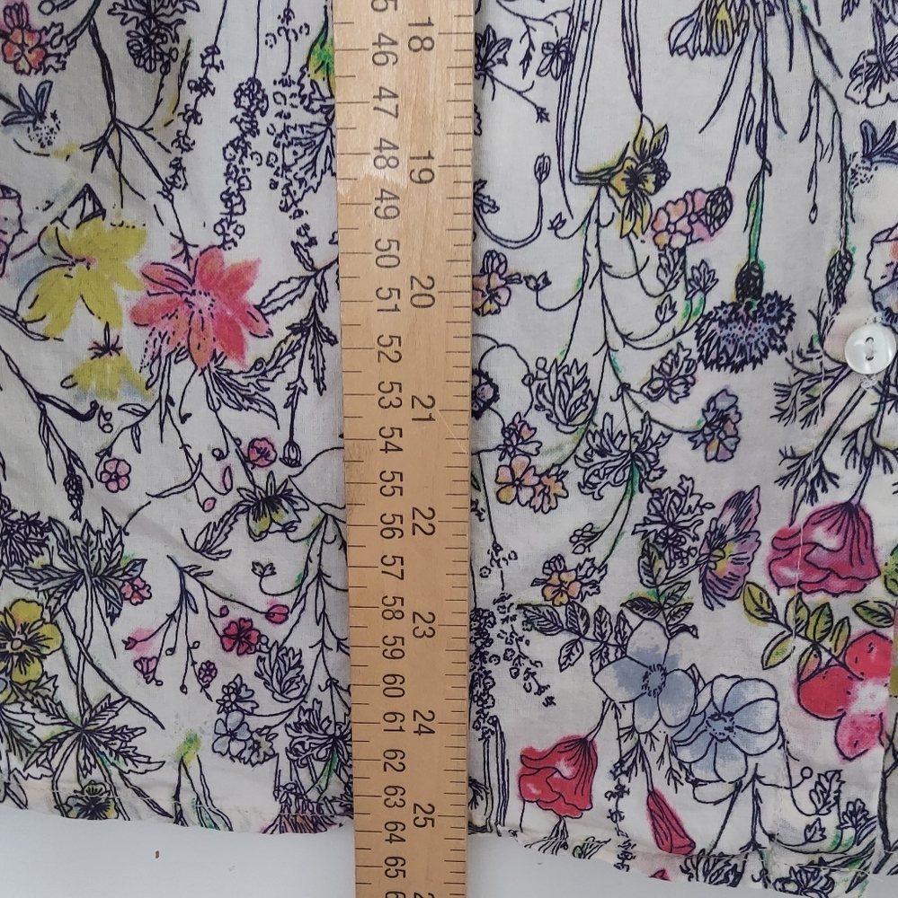 Colorful Floral Button Down - Picture 7 of 9